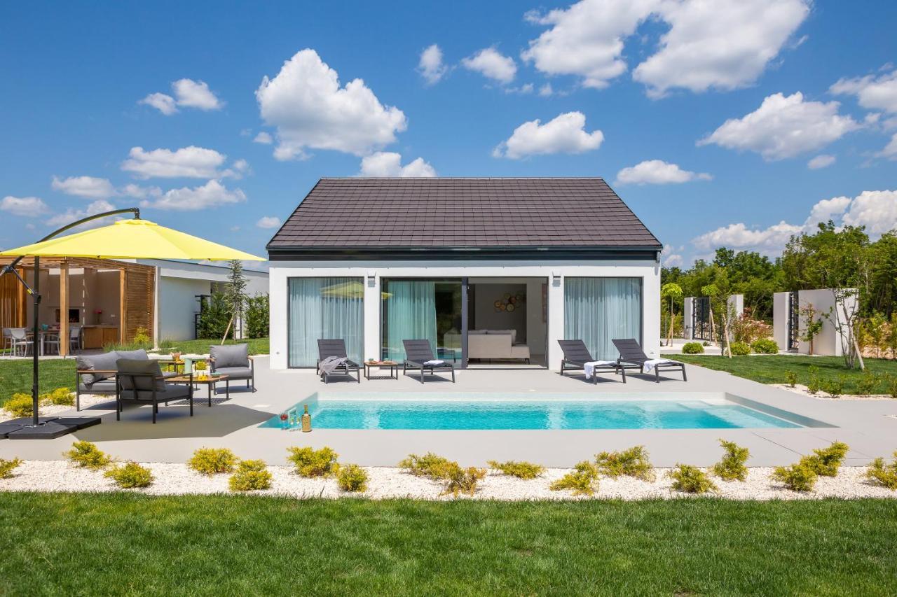 Oklaj Bandelli Villas מראה חיצוני תמונה