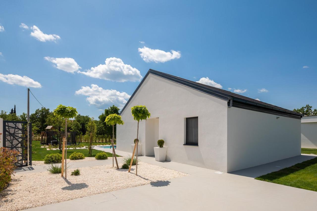 Oklaj Bandelli Villas מראה חיצוני תמונה