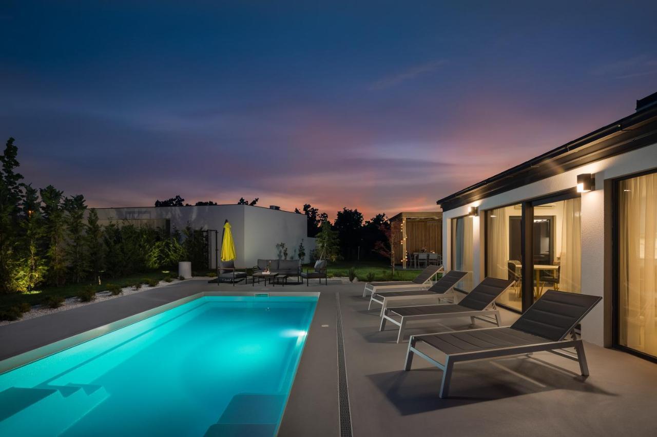 Oklaj Bandelli Villas מראה חיצוני תמונה