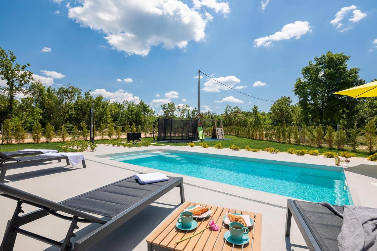 Oklaj Bandelli Villas מראה חיצוני תמונה