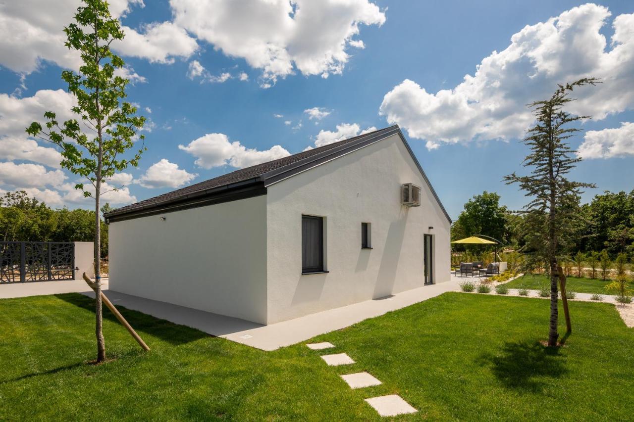 Oklaj Bandelli Villas מראה חיצוני תמונה